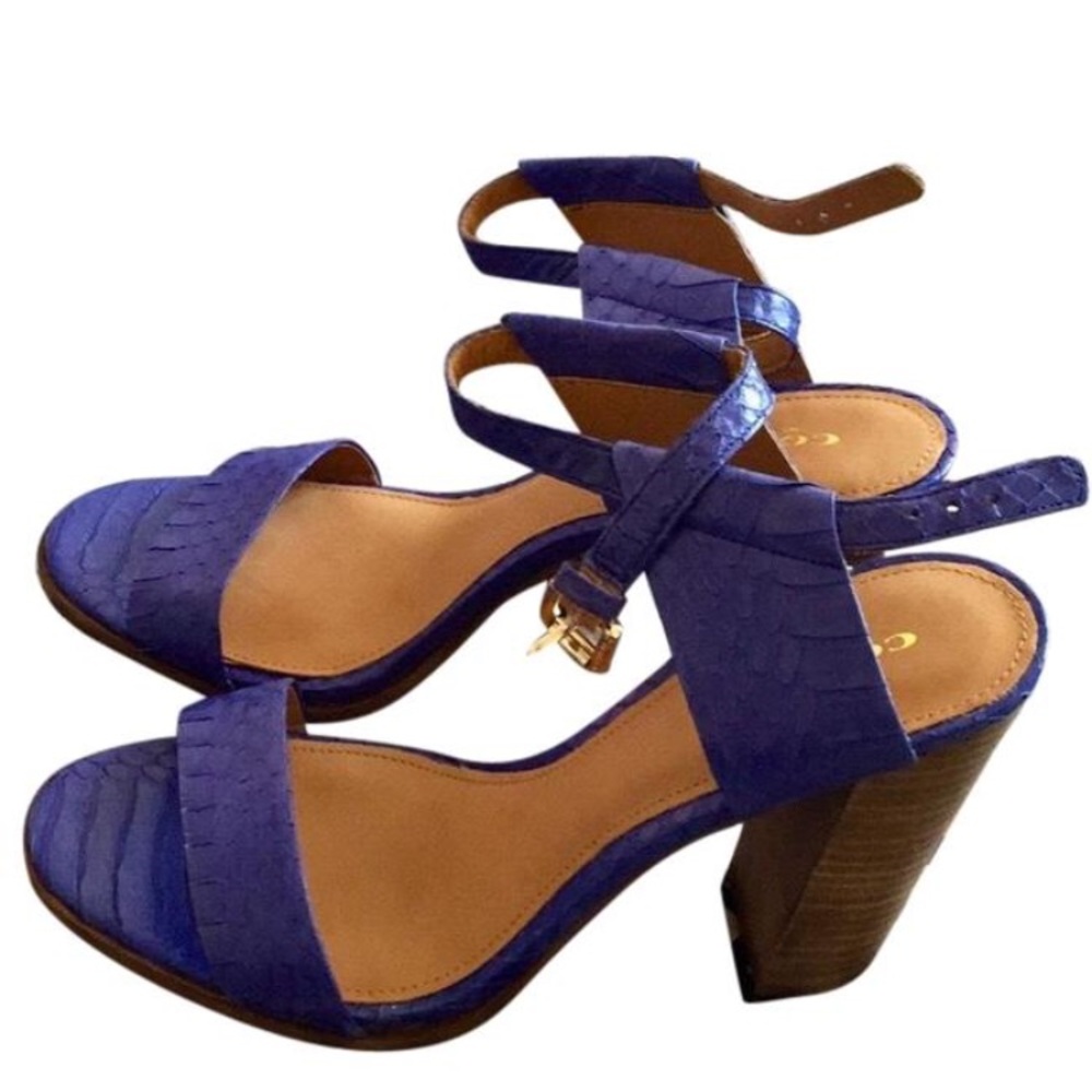 Coach Lexy leather embossed stacked heel